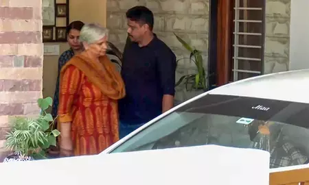 ट्विशा शर्मा मामला : गिरिबाला सिंह और समर्थ को पांच दिन की सीबीआई हिरासत में भेजा गया ट्विशा शर्मा मामला : गिरिबाला सिंह और समर्थ को पांच दिन की सीबीआई हिरासत में भेजा गया