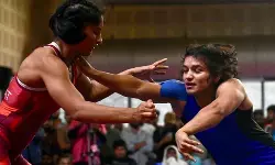 मीनाक्षी ने फाइनल में हार पर शिकायत दर्ज कराई, डब्ल्यूएफआई ने कहा- नतीजे नहीं बदलेंगे मीनाक्षी ने फाइनल में हार पर शिकायत दर्ज कराई, डब्ल्यूएफआई ने कहा- नतीजे नहीं बदलेंगे