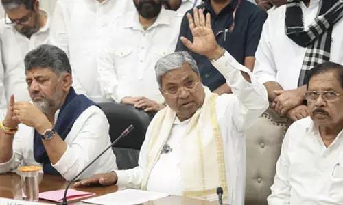 कर्नाटक कांग्रेस बैठक आज : सीएम पद के नए नेता का होगा चुनाव