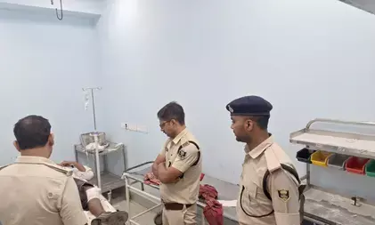 बिहार: पुलिस मुठभेड़ में 50 हजार रुपए इनामी खूंखार अपराधी पैर में गोली लगने से घायल, भागने की कोशिश नाकाम
