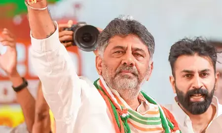 डीके शिवकुमार चुने गए कांग्रेस विधायक दल के नेता, तीन जून को लेंगे सीएम पद की शपथ