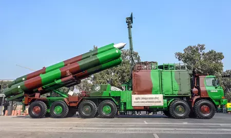 वियतनाम के साथ ब्रह्मोस क्रूज मिसाइल डील पहले ही हो चुकी है साइन: रक्षा सचिव राजेश कुमार सिंह वियतनाम के साथ ब्रह्मोस क्रूज मिसाइल डील पहले ही हो चुकी है साइन: रक्षा सचिव राजेश कुमार सिंह