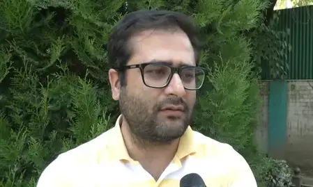 पेपर लीक पर पीडीपी प्रवक्ता जुहैब यूसुफ मीर बोले, परीक्षा व्यवस्था निजी हाथों में देना चिंताजनक पेपर लीक पर पीडीपी प्रवक्ता जुहैब यूसुफ मीर बोले, परीक्षा व्यवस्था निजी हाथों में देना चिंताजनक