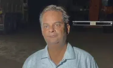 गुजरात : आणंद में निर्माणाधीन रेलवे ब्रिज का हिस्सा ढहा, भारी गार्डर नीचे गिरे