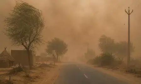 राजस्थान में भीषण धूल भरी आंधी; कई इलाकों में हवा की रफ्तार 102 किमी प्रति घंटा तक पहुंची राजस्थान में भीषण धूल भरी आंधी; कई इलाकों में हवा की रफ्तार 102 किमी प्रति घंटा तक पहुंची