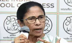 बागी विधायकों को मनाने में जुटीं ममता, आज आवास पर बुलाई विधायकों की अहम बैठक