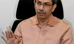 तृणमूल सांसदों पर हमलों को लेकर शिवसेना यूबीटी की राष्ट्रपति शासन लागू करने की मांग