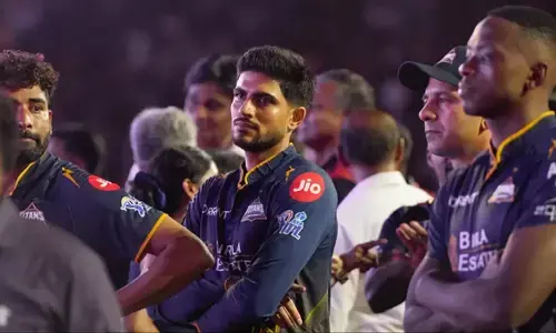 IPL 2026: गुजरात टाइटंस के खिलाड़ियों की बाल-बाल बची जान! होटल लौटते वक्त बस में लगी आग; जानें कैसे हुआ हादसा IPL 2026: गुजरात टाइटंस के खिलाड़ियों की बाल-बाल बची जान! होटल लौटते वक्त बस में लगी आग; जानें कैसे हुआ हादसा