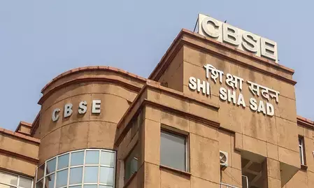 ओएसएम विवाद के बीच लोखंडे प्रशांत सीताराम बने सीबीएसई के नए चेयरमैन