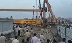 फरीदाबाद में गैंट्री क्रेन गिरने से 3 की मौत, 1 घायल – रेस्क्यू जारी