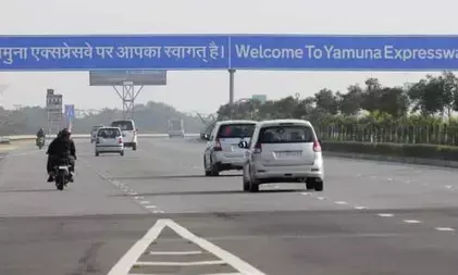 योगी सरकार का धरना प्रदर्शन के खिलाफ बड़ा एक्शन, यमुना एक्सप्रेस-वे ‘नो प्रोटेस्ट जोन’ घोषित
