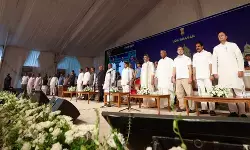 कर्नाटक कैबिनेट में संकट गहराया, भाजपा बोली- राज्य में जल्द चुनाव हो सकते हैं कर्नाटक कैबिनेट में संकट गहराया, भाजपा बोली- राज्य में जल्द चुनाव हो सकते हैं