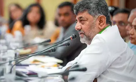 कर्नाटक: मुख्यमंत्री डी.के. शिवकुमार ने 13 मंत्रियों को विभाग बांटे, वित्त मंत्रालय अपने पास रखा