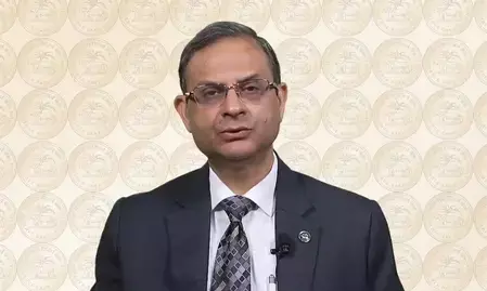 आरबीआई ने रेपो रेट 5.25 प्रतिशत पर रखा बरकरार, महंगाई और पश्चिम एशिया संकट के बीच अपनाया सतर्क रुख