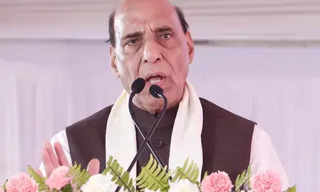 राजनाथ सिंह बोले- भारत की 7.7 प्रतिशत जीडीपी वृद्धि मजबूती का प्रतीक, पीएम मोदी के नेतृत्व को सराहा राजनाथ सिंह बोले- भारत की 7.7 प्रतिशत जीडीपी वृद्धि मजबूती का प्रतीक, पीएम मोदी के नेतृत्व को सराहा