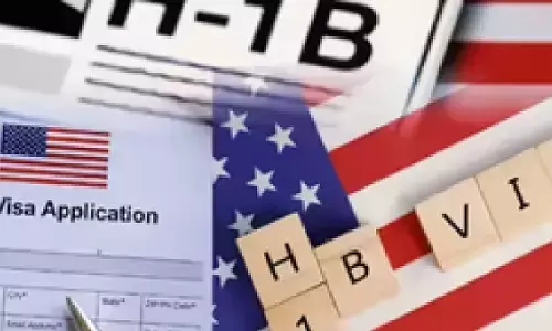 H-1B वीजा धारकों की बढ़ सकती हैं मुश्किलें, ग्रीन कार्ड का रास्ता बंद करने का प्रस्ताव अमेरिकी संसद में पेश