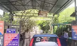 दिल्ली: कड़कड़डूमा कोर्ट में लगी आग, कोर्ट परिसर में मची अफरा-तफरी..दमकल विभाग ने कड़ी मशक्कत के बाद पाया काबू
