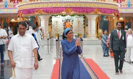 वेनेजुएला की कार्यवाहक राष्ट्रपति ने श्री सत्य साईं इंस्टीट्यूट का किया दौरा, मूल्यों पर आधारित शिक्षा की सराहना की वेनेजुएला की कार्यवाहक राष्ट्रपति ने श्री सत्य साईं इंस्टीट्यूट का किया दौरा, मूल्यों पर आधारित शिक्षा की सराहना की