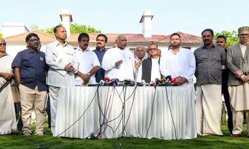 देश गंभीर स्थिति में इंडिया की बैठक पर सबकी निगाह