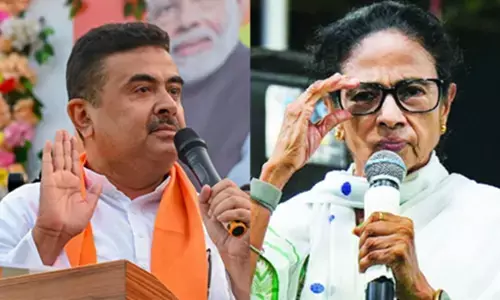 टीएमसी में बड़ी राजनीतिक उथल-पुथल, 20 सांसदों के अलग गुट बनाने के दावे से मची हलचल टीएमसी में बड़ी राजनीतिक उथल-पुथल, 20 सांसदों के अलग गुट बनाने के दावे से मची हलचल