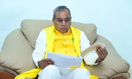 डिजिटल लाइब्रेरी से ज्ञान, जियो-टैगिंग से पेयजल निगरानी; गांवों के कायाकल्प पर राजभर का जोर डिजिटल लाइब्रेरी से ज्ञान, जियो-टैगिंग से पेयजल निगरानी; गांवों के कायाकल्प पर राजभर का जोर