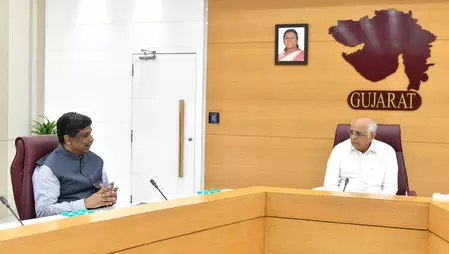 गुजरात के मुख्यमंत्री ने सिंचाई के लिए नर्मदा नहर का पानी शीघ्र छोड़ने का आदेश दिया गुजरात के मुख्यमंत्री ने सिंचाई के लिए नर्मदा नहर का पानी शीघ्र छोड़ने का आदेश दिया