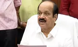 एआईएडीएमके में फूट: तमिलनाडु विधानसभा अध्यक्ष ने 21 विधायकों के खिलाफ कार्रवाई रद्द की