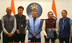 आत्मनिर्भर भारत: रक्षा मंत्रालय का बड़ा फैसला, नौसेना के लिए ₹449 करोड़ के स्वदेशी GNSS जैमर का करार आत्मनिर्भर भारत: रक्षा मंत्रालय का बड़ा फैसला, नौसेना के लिए ₹449 करोड़ के स्वदेशी GNSS जैमर का करार