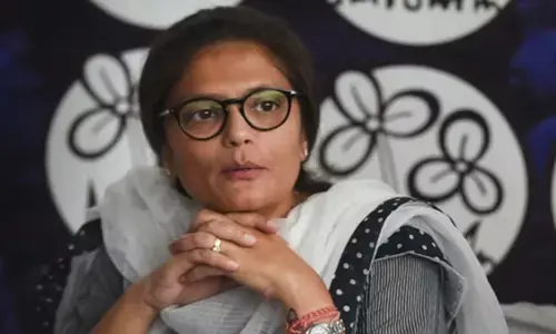 TMC को एक और झटका, राज्यसभा सांसद सुष्मिता देव ने दिया इस्तीफा, असम के CM हिमंता से मिलीं TMC को एक और झटका, राज्यसभा सांसद सुष्मिता देव ने दिया इस्तीफा, असम के CM हिमंता से मिलीं