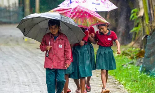 असम में आंधी और भारी बारिश की आशंका, भारतीय मौसम विज्ञान विभाग की चेतावनी असम में आंधी और भारी बारिश की आशंका, भारतीय मौसम विज्ञान विभाग की चेतावनी