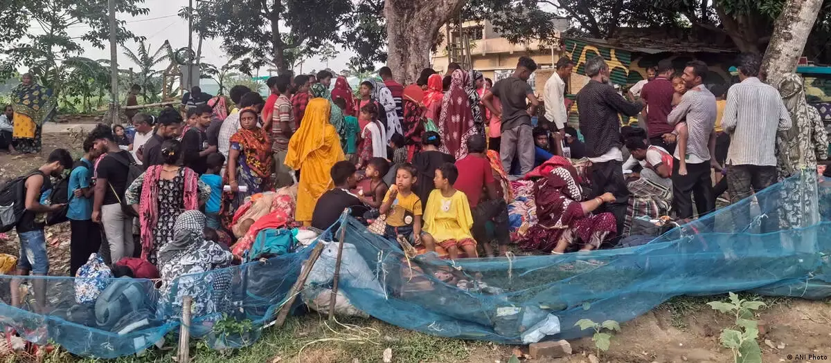 ‘पुश‑इन’ के आरोपों पर भारत‑बांग्लादेश में बढ़ती कड़वाहट ‘पुश‑इन’ के आरोपों पर भारत‑बांग्लादेश में बढ़ती कड़वाहट