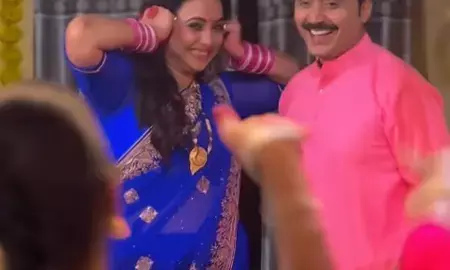 रानी चटर्जी ने शेयर किया लखनऊ की बड़की पटना की छोटकी का बीटीएस वीडियो, प्रशांत सिंह संग दिखी गजब की केमिस्ट्री रानी चटर्जी ने शेयर किया लखनऊ की बड़की पटना की छोटकी का बीटीएस वीडियो, प्रशांत सिंह संग दिखी गजब की केमिस्ट्री