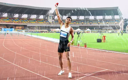हर्डलर तेजस शिरसे ने नेशनल रिकॉर्ड बनाकर रचा इतिहास हर्डलर तेजस शिरसे ने नेशनल रिकॉर्ड बनाकर रचा इतिहास