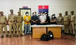 नोएडा: विदेशी नागरिकों से करोड़ों रुपए की ठगी करने वाले 13 साइबर अपराधी गिरफ्तार