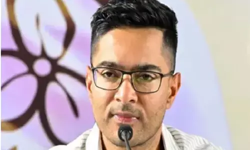 अभिषेक बनर्जी के घर तड़के पुलिस की एंट्री, ताला तोड़कर की तलाशी; सूचना मिलते ही पहुंचीं ममता बनर्जी