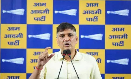 दिल्ली में महंगी बिजली पर बोले सौरभ भारद्वाज, अरविंद केजरीवाल की हर चेतावनी हो रही सच दिल्ली में महंगी बिजली पर बोले सौरभ भारद्वाज, अरविंद केजरीवाल की हर चेतावनी हो रही सच