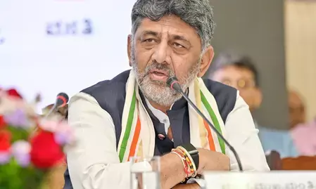 गृह लक्ष्मी योजना के लाभार्थियों को सत्यापन प्रक्रिया के तहत पुनः आवेदन करना होगा: शिवकुमार गृह लक्ष्मी योजना के लाभार्थियों को सत्यापन प्रक्रिया के तहत पुनः आवेदन करना होगा: शिवकुमार
