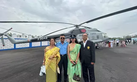 सैनिक स्कूल गोलपाड़ा की कक्षा से भारतीय वायुसेना तक पहुंचने का सफर, फ्लाइंग ऑफिसर के. नीरज चंद्र सिंघा बने युवाओं के लिए प्रेरणा सैनिक स्कूल गोलपाड़ा की कक्षा से भारतीय वायुसेना तक पहुंचने का सफर, फ्लाइंग ऑफिसर के. नीरज चंद्र सिंघा बने युवाओं के लिए प्रेरणा
