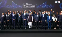 प्रधानमंत्री मोदी ने उद्यमियों को भारत में काम करने और दुनिया के विकास में सहयोग देने के लिए किया आमंत्रित प्रधानमंत्री मोदी ने उद्यमियों को भारत में काम करने और दुनिया के विकास में सहयोग देने के लिए किया आमंत्रित