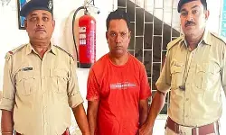 मैट्रिमोनियल साइट पर हिंदू विधुर बनकर महिलाओं से धोखाधड़ी करने वाला व्यक्ति गिरफ्तार मैट्रिमोनियल साइट पर हिंदू विधुर बनकर महिलाओं से धोखाधड़ी करने वाला व्यक्ति गिरफ्तार