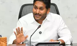 जगन मोहन रेड्डी ने चंद्रबाबू नायडू सरकार पर विपक्ष की आवाज दबाने का आरोप लगाया जगन मोहन रेड्डी ने चंद्रबाबू नायडू सरकार पर विपक्ष की आवाज दबाने का आरोप लगाया