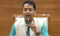ईमानदारी और विकास के दम पर 2027 में चुनाव जीतेगी आम आदमी पार्टी: अमन अरोड़ा ईमानदारी और विकास के दम पर 2027 में चुनाव जीतेगी आम आदमी पार्टी: अमन अरोड़ा