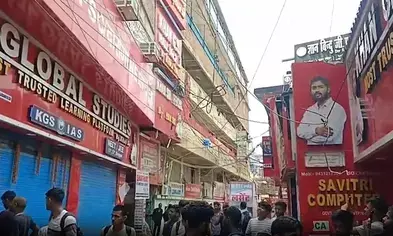 पटना: रौशन आनंद को जमानत के बाद खान ग्लोबल कोचिंग सेंटर अचानक बंद, छात्र हुए परेशान