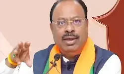 महाराष्ट्र: राजस्व मंत्री बावनकुले ने बाढ़ से बचाव के लिए गाद हटाने के कार्य में तेजी लाने का आदेश दिया महाराष्ट्र: राजस्व मंत्री बावनकुले ने बाढ़ से बचाव के लिए गाद हटाने के कार्य में तेजी लाने का आदेश दिया