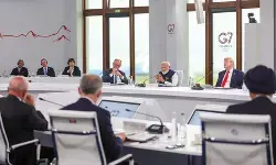 जी-7 शिखर सम्मेलन में पीएम मोदी का संदेश, भरोसे और समानता पर आधारित हो वैश्विक साझेदारी जी-7 शिखर सम्मेलन में पीएम मोदी का संदेश, भरोसे और समानता पर आधारित हो वैश्विक साझेदारी