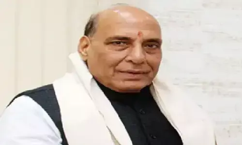 राजनाथ सिंह के आवास पर भाजपा की अहम बैठक, केंद्रीय टीम में बदलाव की चर्चाएं तेज राजनाथ सिंह के आवास पर भाजपा की अहम बैठक, केंद्रीय टीम में बदलाव की चर्चाएं तेज