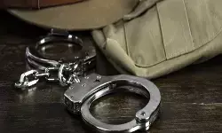 मध्य प्रदेश: ड्रग्स मामले में 90 से अधिक पुलिसकर्मियों के खिलाफ एफआईआर से राजनीतिक माहौल गर्म मध्य प्रदेश: ड्रग्स मामले में 90 से अधिक पुलिसकर्मियों के खिलाफ एफआईआर से राजनीतिक माहौल गर्म