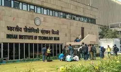 क्यूएस रैंकिंग में  आईआईटी दिल्ली देश में नंबर-1; जेएनयू, डीयू और जामिया ने भी सुधारी वैश्विक रैंक