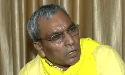 समाजवादी पार्टी में टूट तय, बागी भूमि का एक लाल करेगा नेतृत्व: ओमप्रकाश राजभर समाजवादी पार्टी में टूट तय, बागी भूमि का एक लाल करेगा नेतृत्व: ओमप्रकाश राजभर