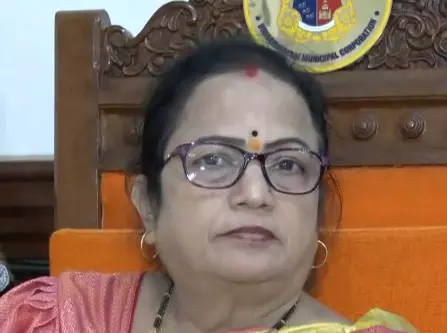 एकनाथ शिंदे और भाजपा मिलकर ऑपरेशन टाइगर चला रहे हैं : किशोरी पेडनेकर एकनाथ शिंदे और भाजपा मिलकर ऑपरेशन टाइगर चला रहे हैं : किशोरी पेडनेकर
